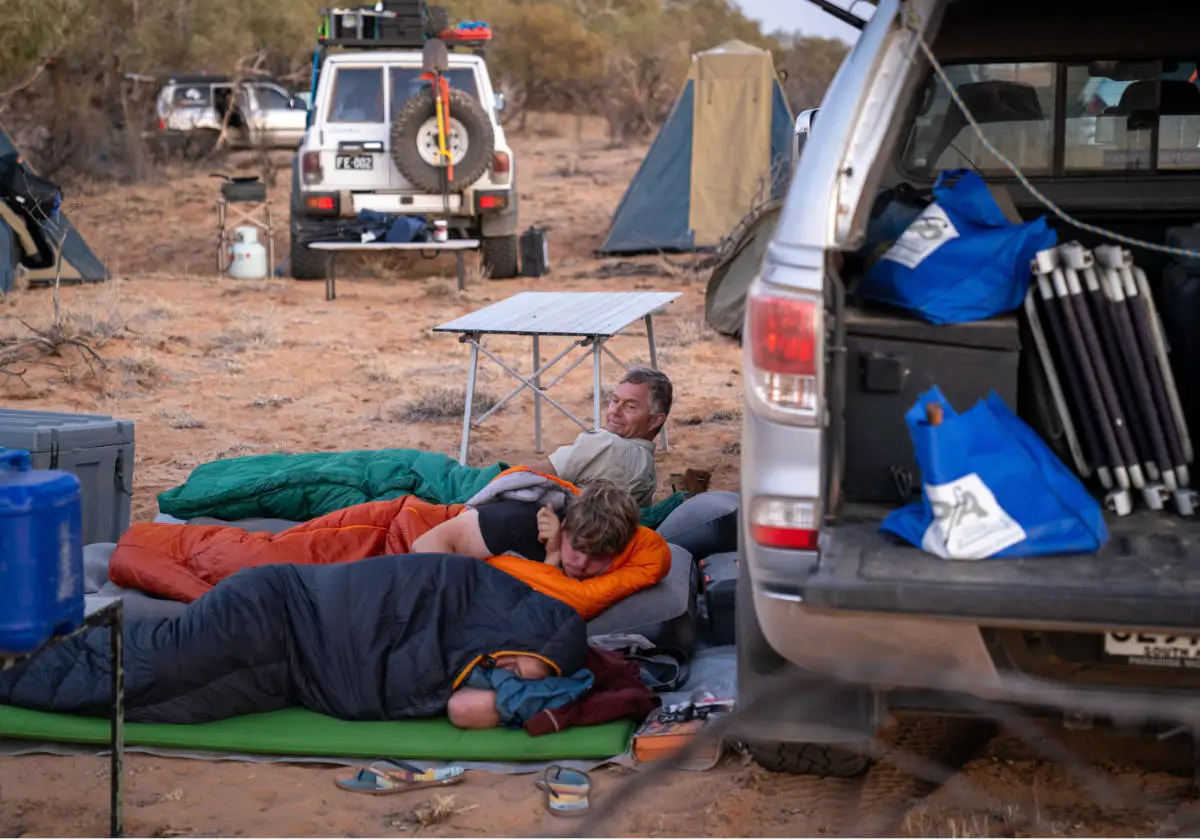 Desert camp clothing