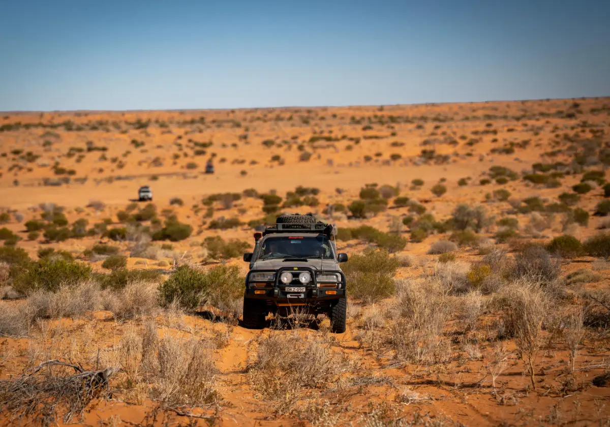 4WD vehicle setup for the Simpson Desert